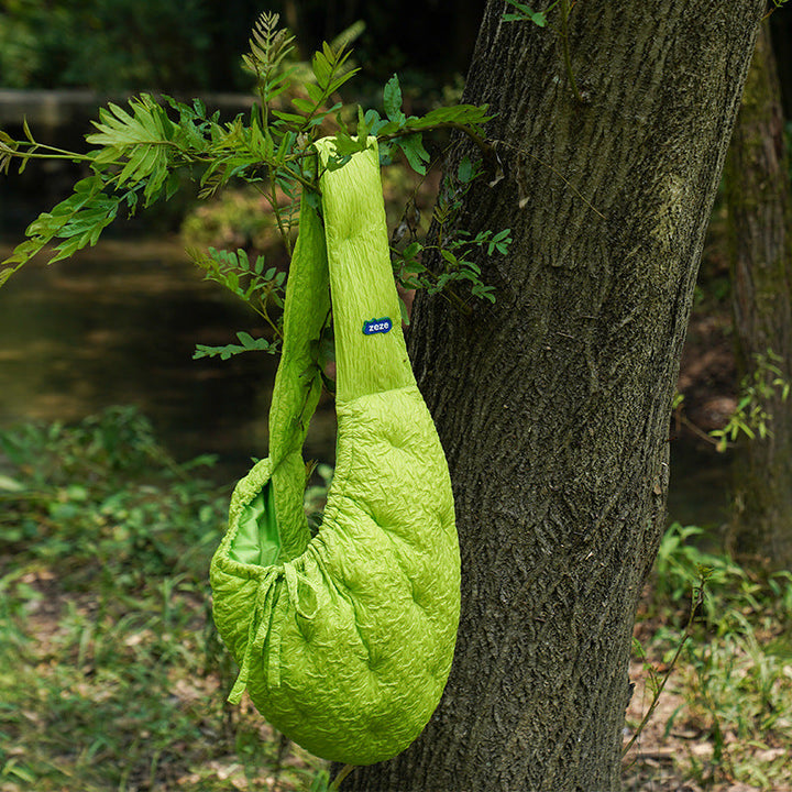 Discover the Comfort of the Pet Warm Shoulder Carrier Bag